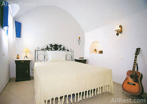 Leandros Village 4